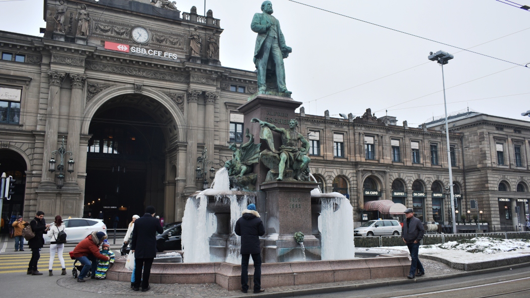 Estación de trenes de Zurich en Invierno - PH: Daniela Coccorullo